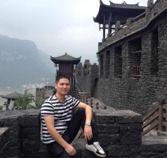 满足市场需求，，，，，提升服务质量