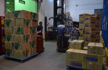 争分夺秒 平博国际体育官网日夜奋战献礼品牌大战