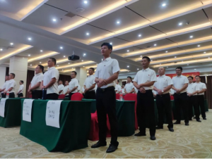 学礼仪 重细节 提素养