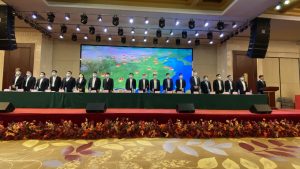 凝心聚力 负梦前行