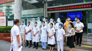 百色：最是风雨见初心，，，，，疫情不灭，，，，，我们不退